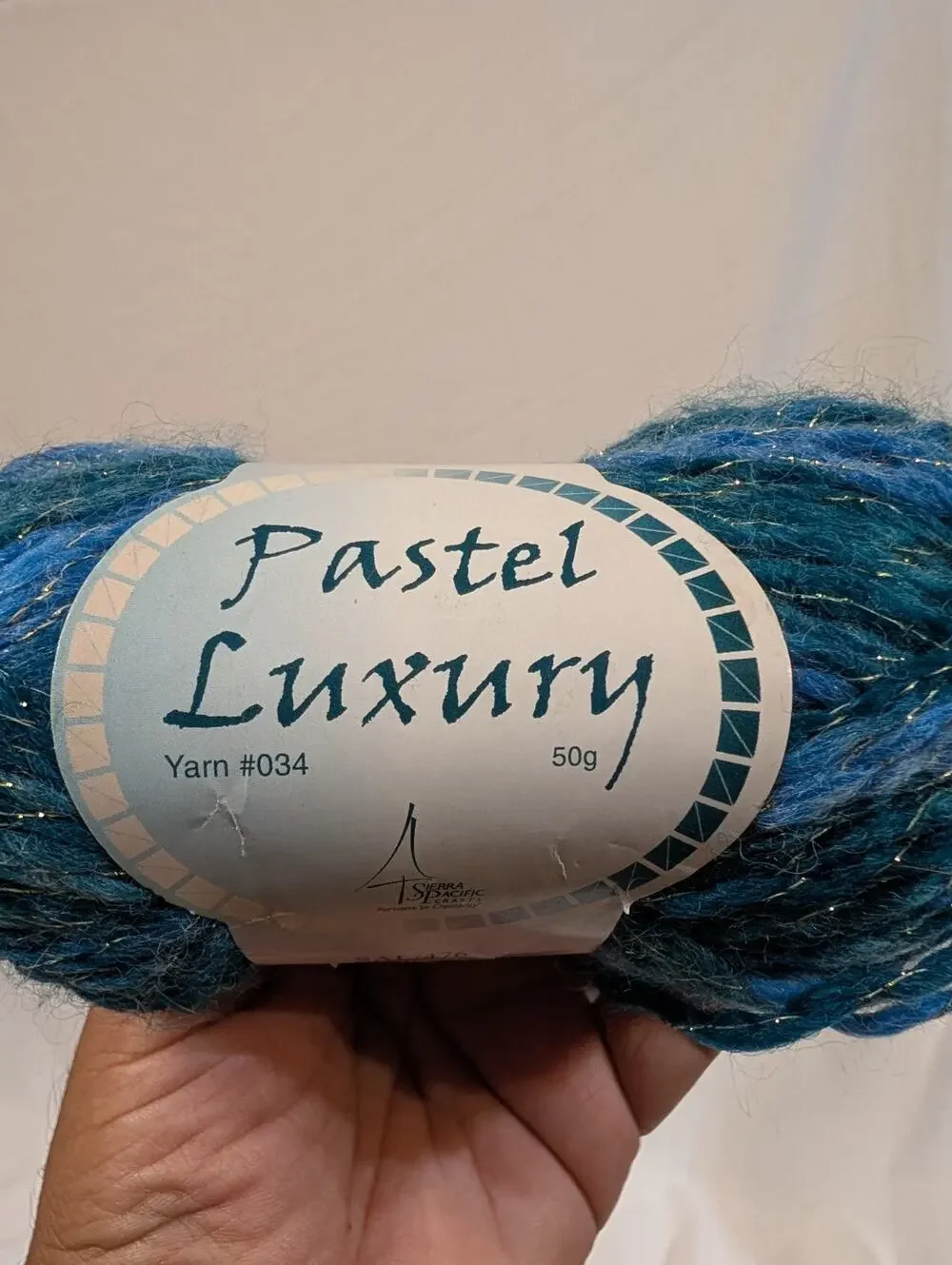 5 New Skeins Of Pastel Luxury Acrylic And Nylon 486 Antique Gold Yarn
